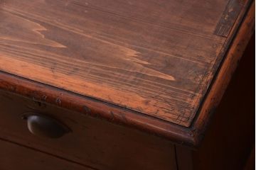 アンティーク家具　モールガラス入り!古い木製の二段重ねアンティーク収納棚