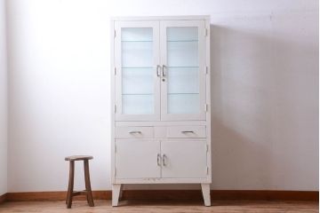 アンティーク家具　アンティーク　アイアンケビント(収納棚・キャビネット)