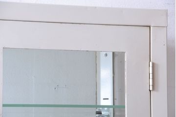 アンティーク家具　アンティーク　アイアンケビント(収納棚・キャビネット)