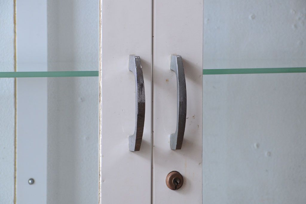 アンティーク家具　アンティーク　アイアンケビント(収納棚・キャビネット)