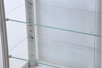 アンティーク家具　アンティーク　アイアンケビント(収納棚・キャビネット)