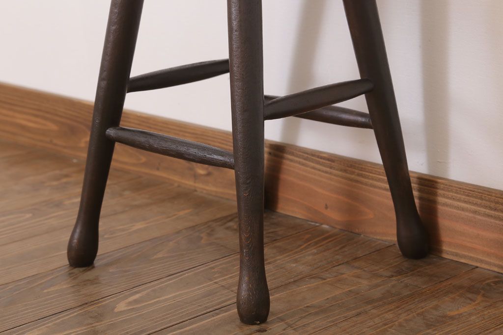 レトロ家具　和製アンティークのレトロな丸スツール