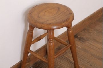 レトロ家具　和製アンティークのレトロな丸スツール(2)