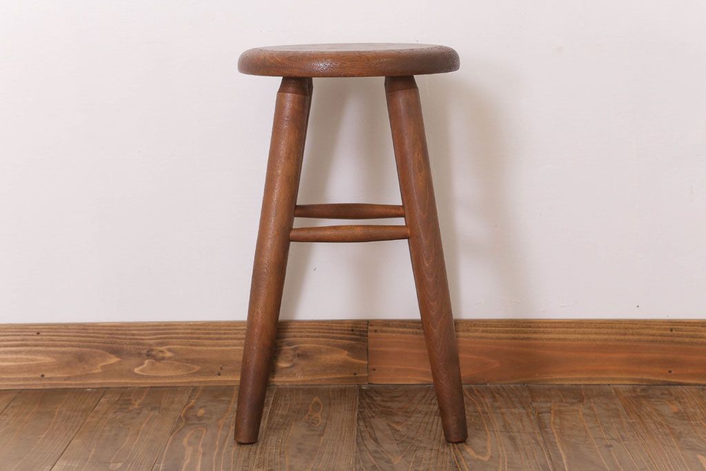 アンティーク家具　ナチュラルスタイル　古い木のアンティークスツール