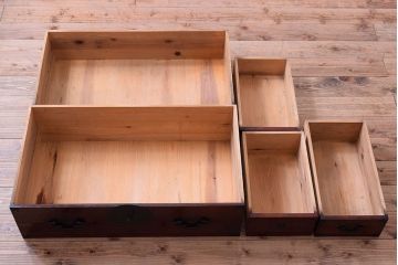 アンティーク家具　古民具・骨董　明治期　前面栗材!二段重ねのアンティーク米沢箪笥