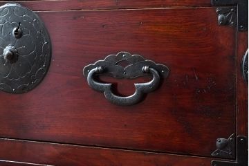 アンティーク家具　古民具・骨董　明治期　前面栗材!二段重ねのアンティーク米沢箪笥
