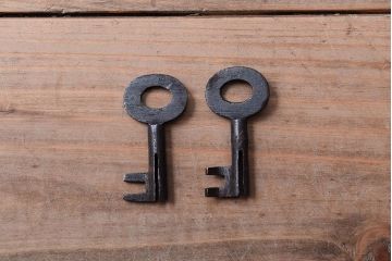 アンティーク家具　古民具・骨董　明治期　前面栗材!二段重ねのアンティーク米沢箪笥