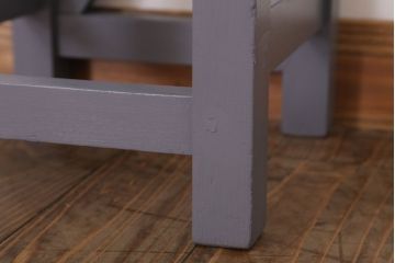 アンティーク雑貨　昭和レトロ　ペイントがかわいい角スツール(ダークグレー)