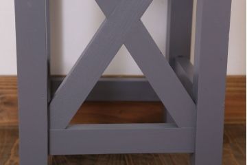 アンティーク雑貨　昭和レトロ　ペイントがかわいい角スツール(ダークグレー)