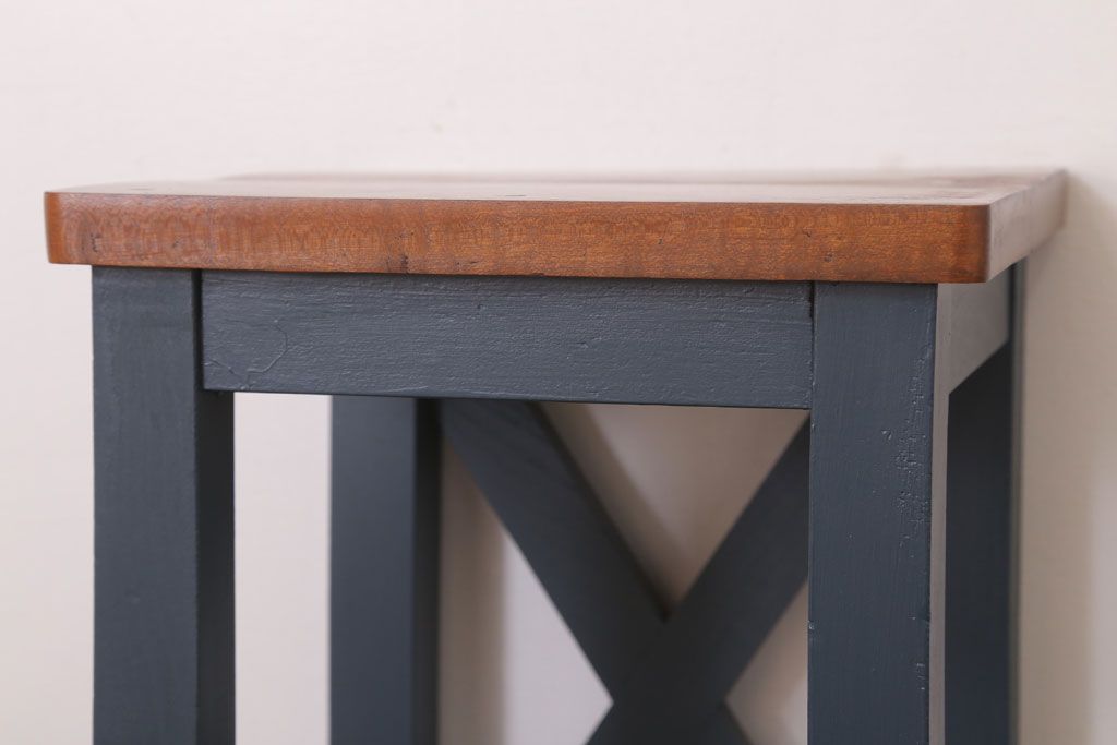 レトロ家具　昭和レトロ　ペイントがかわいい角スツール(ネイビー)