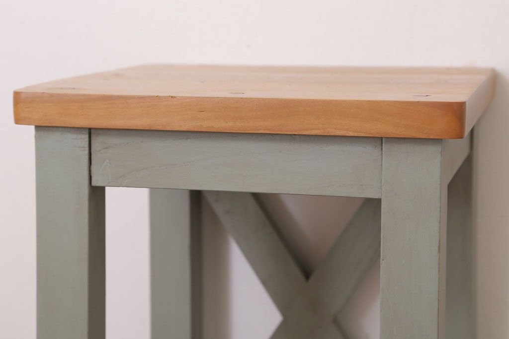 アンティーク雑貨　昭和レトロ　ペイントがかわいい角スツール(オリーブグリーン)(2)