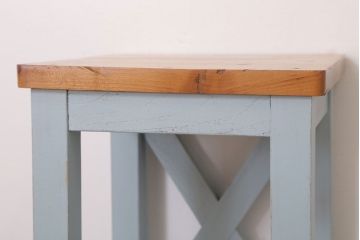 レトロ家具　昭和レトロ　ペイントがかわいい角スツール(くすんだ水色)