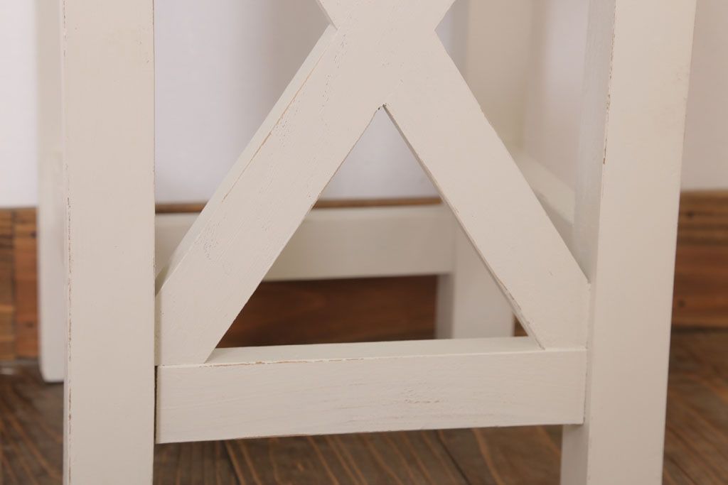 レトロ家具　昭和レトロ　ペイントがかわいい角スツール(ホワイト)(1)