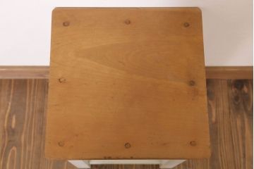 レトロ家具　昭和レトロ　ペイントがかわいい角スツール(ホワイト)(2)