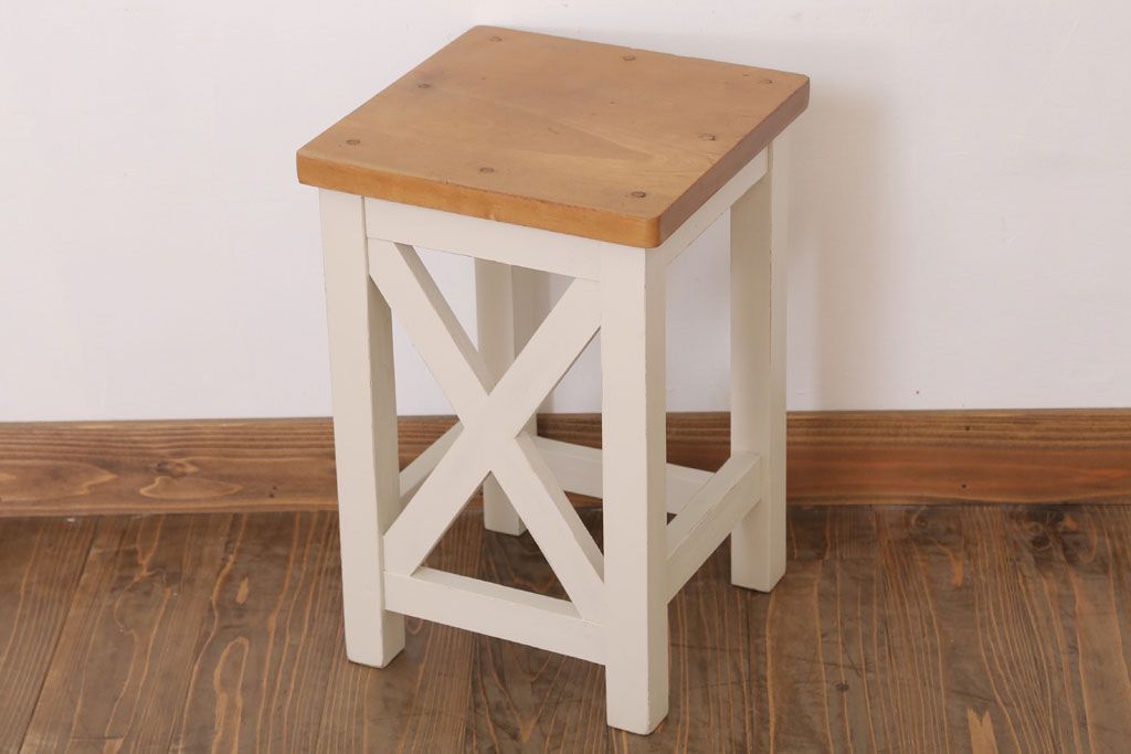 レトロ家具　昭和レトロ　ペイントがかわいい角スツール(ホワイト)(2)