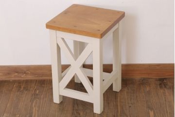 レトロ家具　昭和レトロ　ペイントがかわいい角スツール(ホワイト)(2)