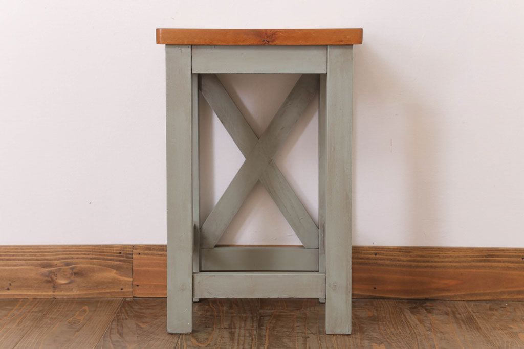 昭和レトロ　ペイントがかわいい角スツール(オリーブグリーン)(1)