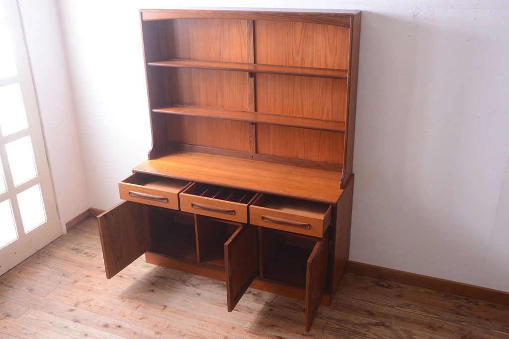 ヴィンテージ家具　北欧ビンテージ　G-PLAN　上質なキャビネット(重ね収納棚)