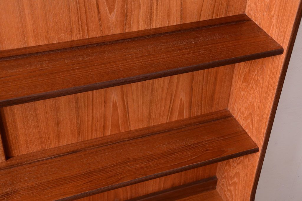 ヴィンテージ家具　北欧ビンテージ　G-PLAN　上質なキャビネット(重ね収納棚)