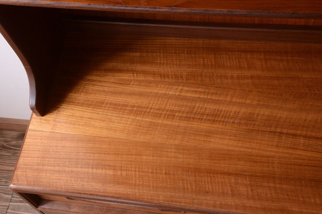 ヴィンテージ家具　北欧ビンテージ　G-PLAN　上質なキャビネット(重ね収納棚)