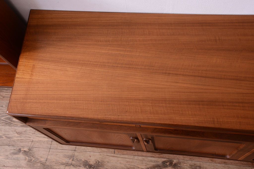 ヴィンテージ家具　北欧ビンテージ　G-PLAN　上質なキャビネット(重ね収納棚)