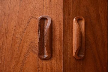 ヴィンテージ家具　G-PLAN 北欧ビンテージ　チーク材のサイドボード(キャビネット・収納棚)