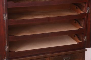 アンティーク家具　大正ロマン　象嵌入り!和製アンティークの鏡付き衣装箪笥
