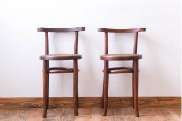 中古　秋田木工　ビンテージ　編座面の上質なチェア2脚セット