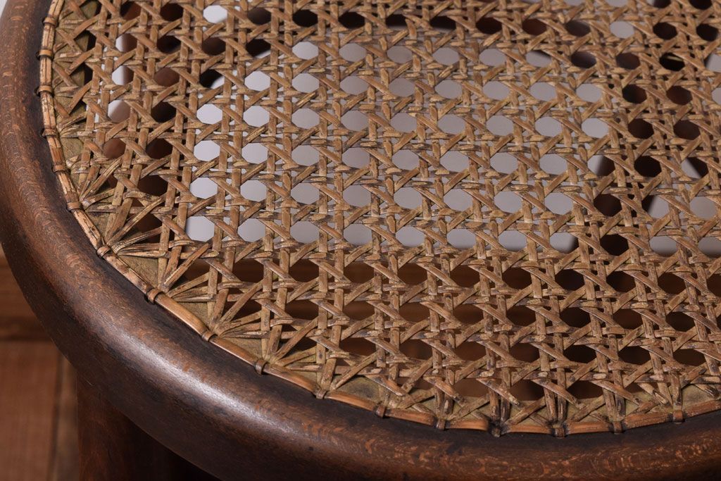 中古　秋田木工　ビンテージ　編座面の上質なチェア2脚セット