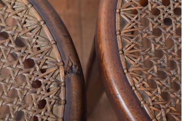 中古　秋田木工　ビンテージ　編座面の上質なチェア2脚セット