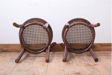 中古　秋田木工　ビンテージ　編座面の上質なチェア2脚セット