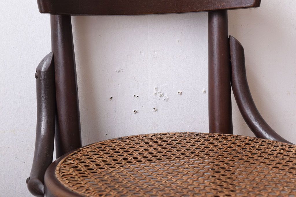 中古　秋田木工　ビンテージ　編座面の上質なチェア