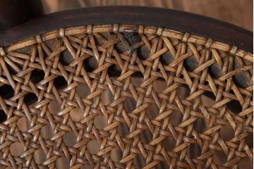 中古　秋田木工　ビンテージ　編座面の上質なチェア