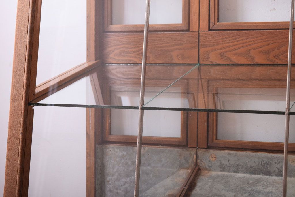 レトロ家具　古い商店の昭和レトロなガラスケース(陳列ケース)