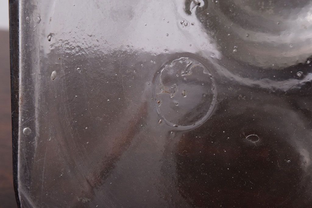 アンティーク雑貨　古い駄菓子屋のガラス瓶(ビン)2個セット