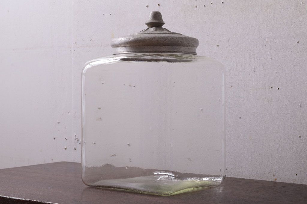 アンティーク雑貨　古い駄菓子屋のガラス瓶(ビン)