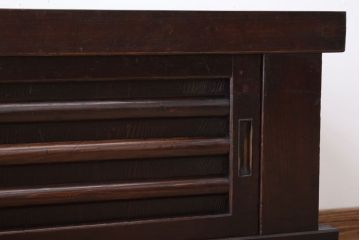 アンティーク家具　和モダンスタイル　脚付き!古い木のアンティーク四尺水屋箪笥ローボード(テレビ台、キャビネット、収納棚)