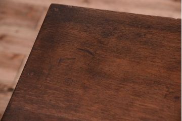 アンティーク家具　ネームプレート取っ手!三方ナラ材のアンティークチェスト(小引き出し)