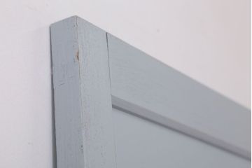 アンティークペイントのレトロなドア