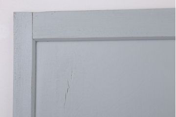 アンティークペイントのレトロなドア