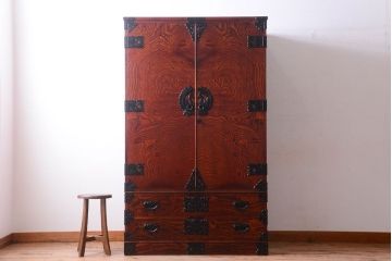 中古　岩谷堂民芸　上質な衣装箪笥(観音箪笥)