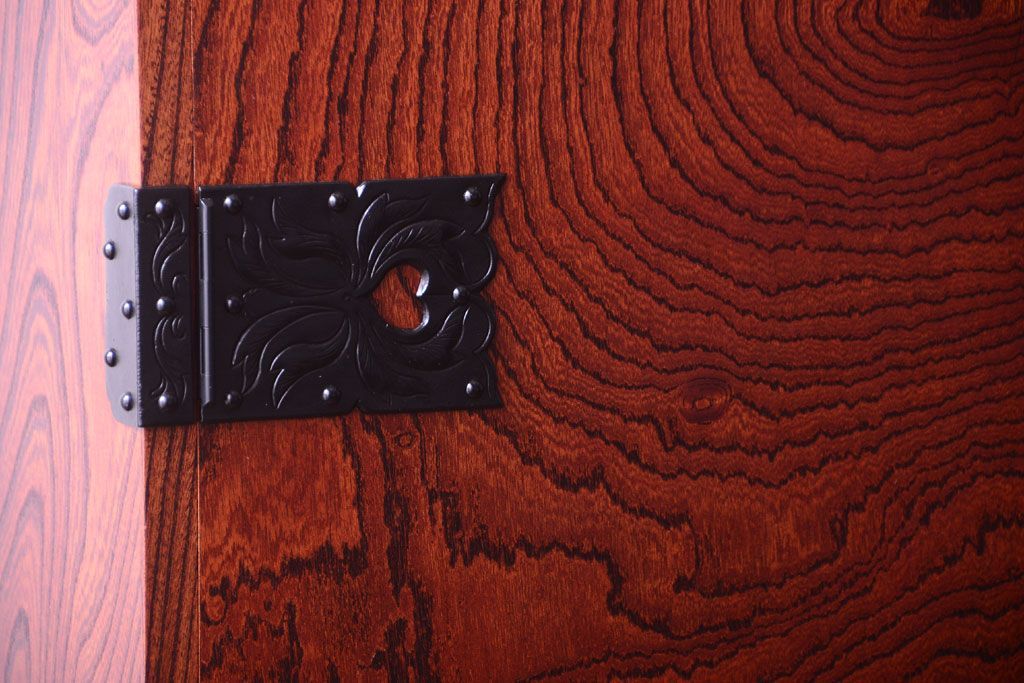 中古　岩谷堂民芸　上質な衣装箪笥(観音箪笥)