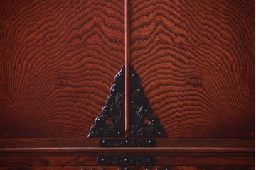 中古　岩谷堂民芸　上質な衣装箪笥(観音箪笥)