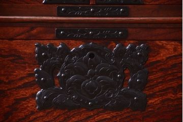 中古　岩谷堂民芸　上質な衣装箪笥(観音箪笥)