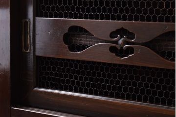 アンティーク家具　古民具・骨董　和製アンティークの上質な四尺水屋箪笥サイドボード