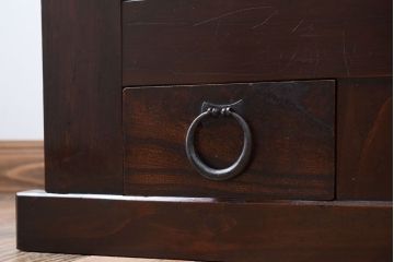 アンティーク家具　古民具・骨董　和製アンティークの上質な四尺水屋箪笥サイドボード