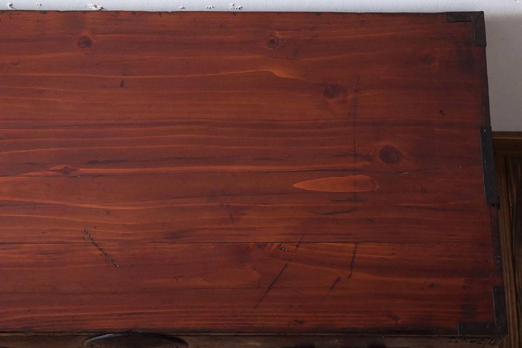 アンティーク家具　古民具・骨董　古い木の重ね衣装箪笥(時代箪笥)