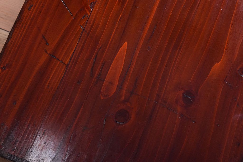 アンティーク家具　古民具・骨董　古い木の重ね衣装箪笥(時代箪笥)