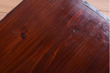 アンティーク家具　古民具・骨董　古い木の重ね衣装箪笥(時代箪笥)