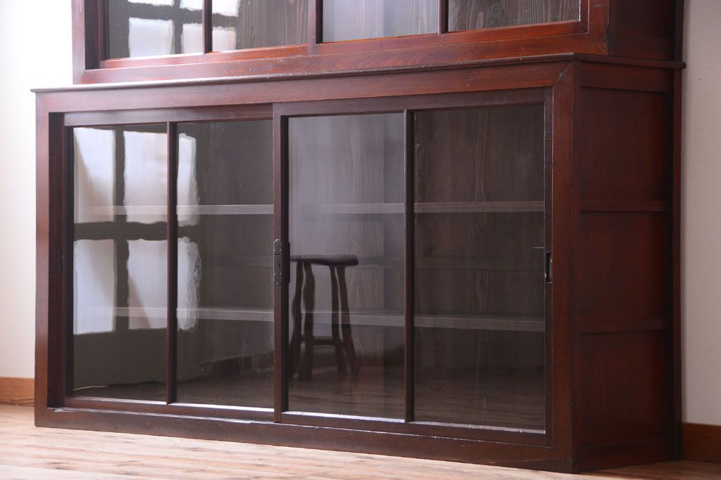 アンティーク家具　和製アンティーク　2枚引き戸!2段重ね収納棚(食器棚・キャビネット)